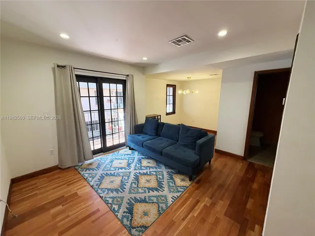 $699,000 | 231 Majorca Avenue, Unit C, Coral Gables, FL 33134