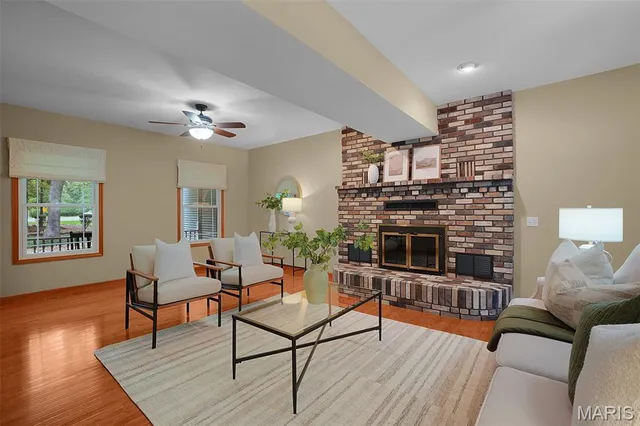 $775,000 | 19 Jacks Cabin Drive, Defiance, MO 63341