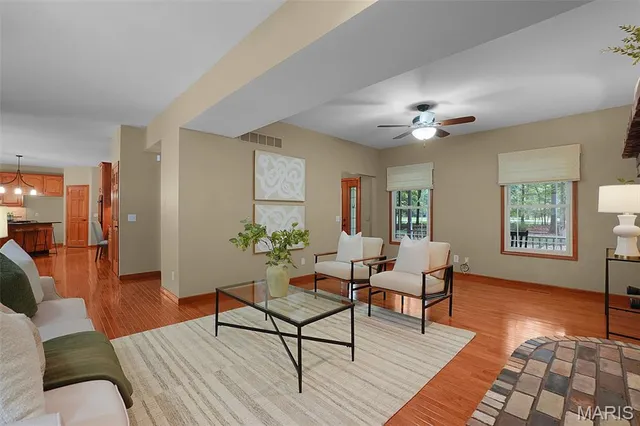 $775,000 | 19 Jacks Cabin Drive, Defiance, MO 63341