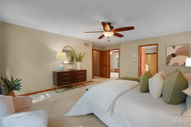 $775,000 | 19 Jacks Cabin Drive, Defiance, MO 63341