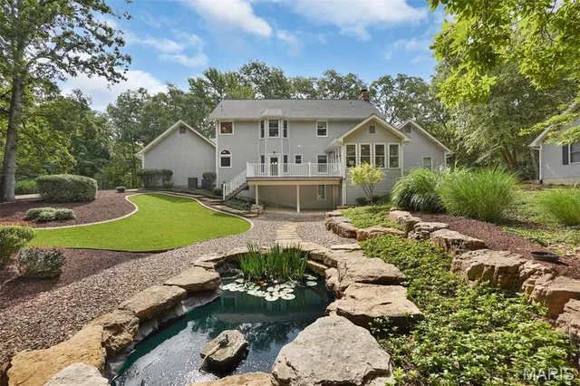 $775,000 | 19 Jacks Cabin Drive, Defiance, MO 63341