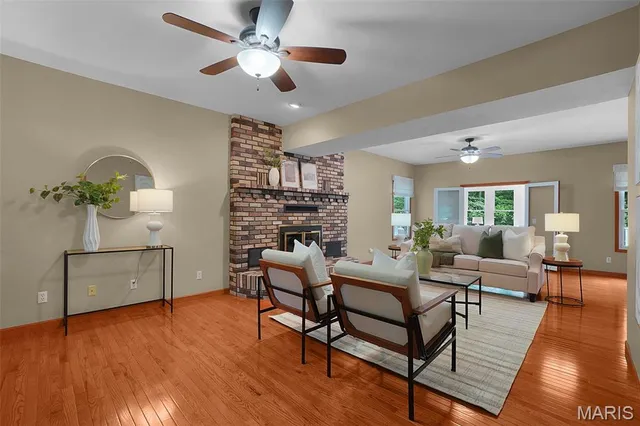 $775,000 | 19 Jacks Cabin Drive, Defiance, MO 63341