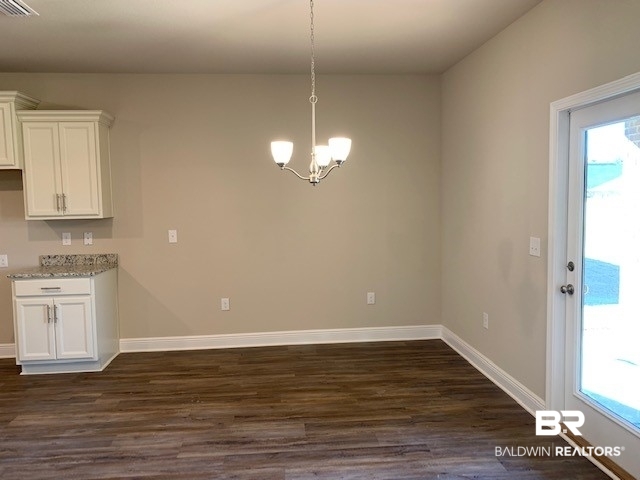 9439 Eiland Drive, Unit 38 Foley, AL 36535 - Photo 8 of 20 Dining area