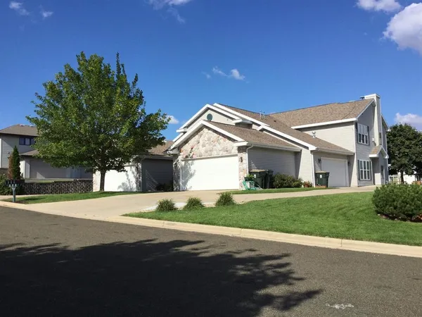 $1,865 | 3076 Selkirk Drive, Sun Prairie, WI 53590