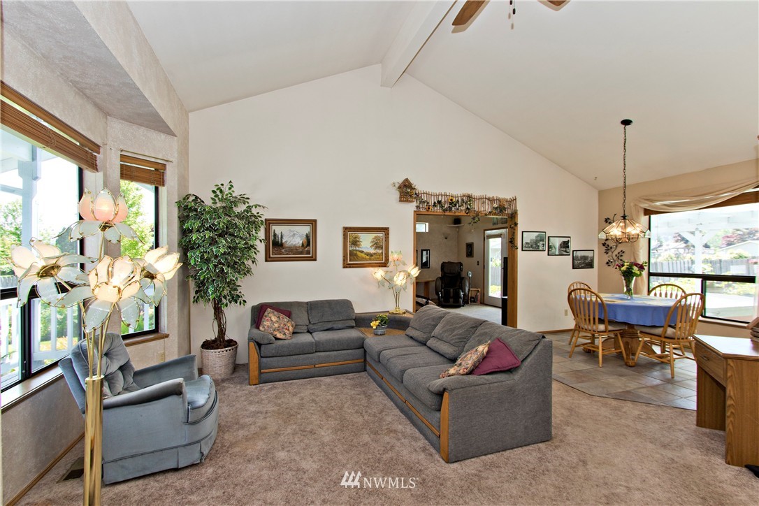 537 Ryan Road Buckley, WA 98321 - Photo 6 of 20 Gallery Image 6