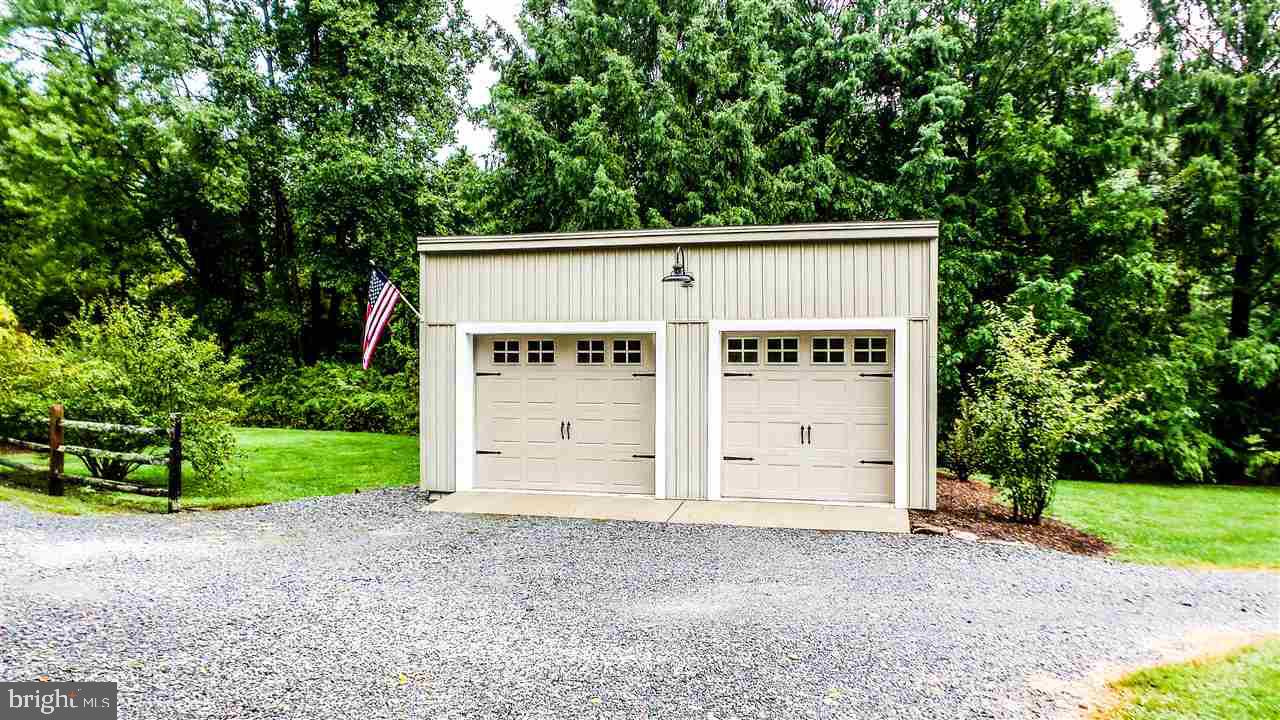 2443 Deininger Road York, PA 17406 - Photo 27 of 36 Gallery Image 27