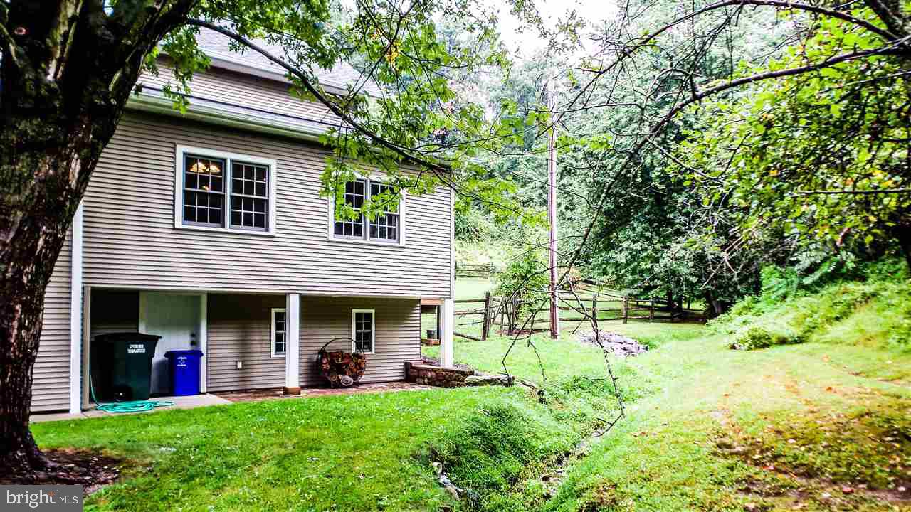 2443 Deininger Road York, PA 17406 - Photo 31 of 36 Gallery Image 31