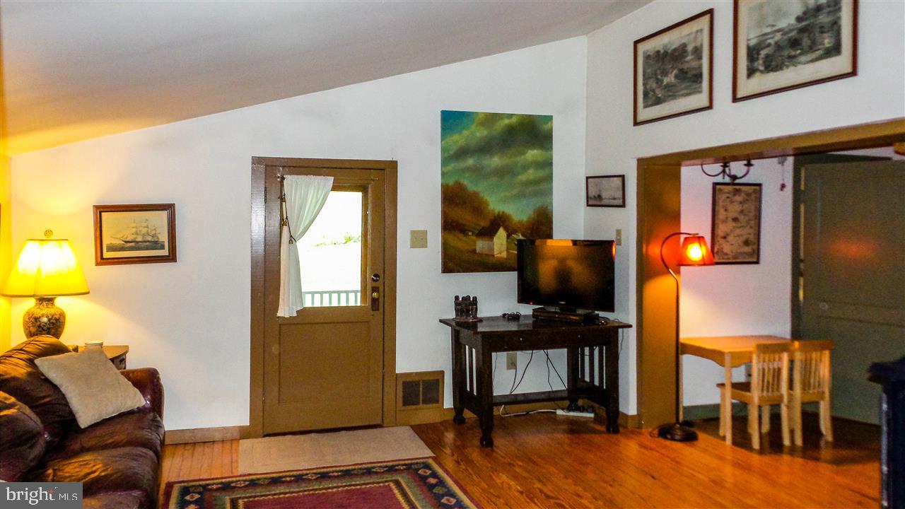 2443 Deininger Road York, PA 17406 - Photo 6 of 36 Gallery Image 6