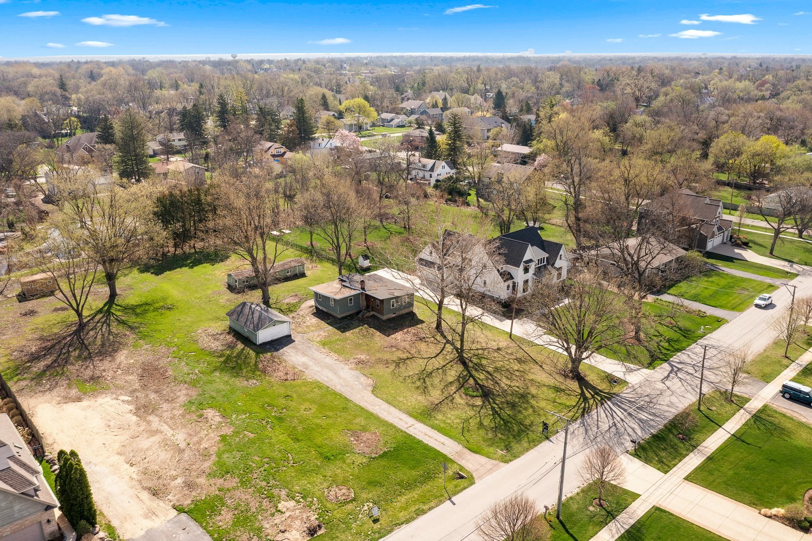 2015 Stoddard Avenue Wheaton, IL 60187 - Photo 2 of 7