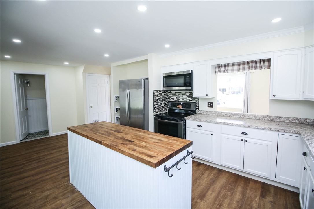 166 Ridgemont Drive Greece, NY 14626 - Photo 6 of 22