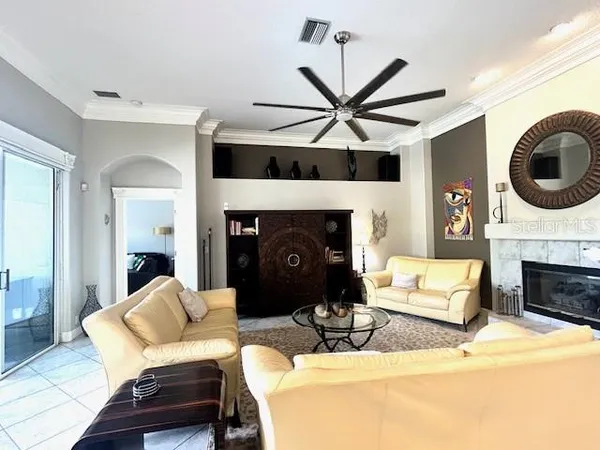 $3,000 | 8701 52nd Avenue East, Bradenton, FL 34211