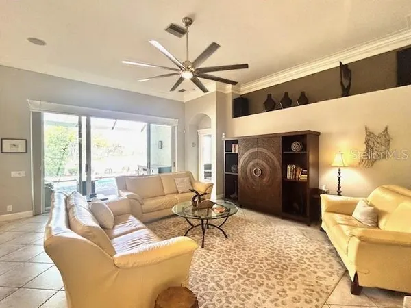 $3,000 | 8701 52nd Avenue East, Bradenton, FL 34211