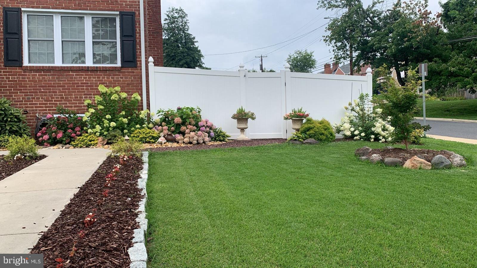 9006 Linton Street Silver Spring, MD 20901 - Photo 2 of 17