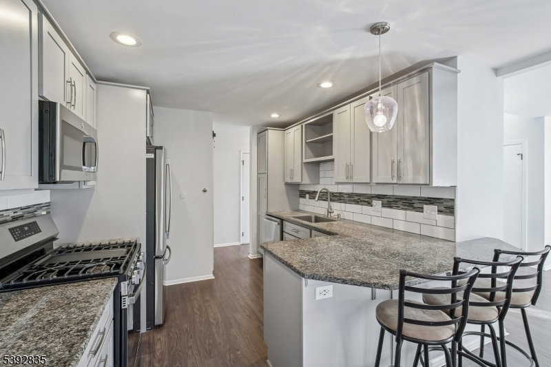 13 Winding Brook Road Hamburg, NJ 07419 - Photo 15 of 35