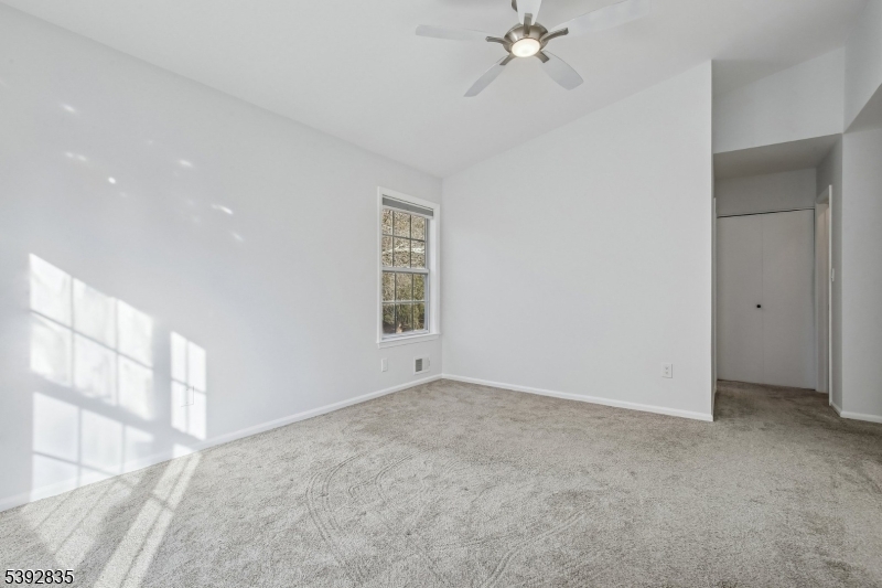 13 Winding Brook Road Hamburg, NJ 07419 - Photo 27 of 35