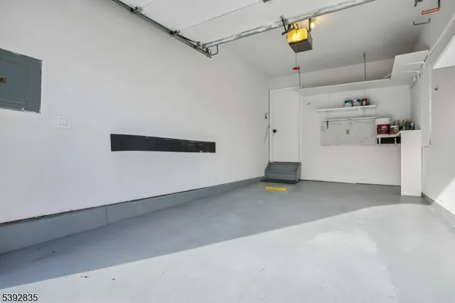 $3,100 | 13 Winding Brook Road, Hamburg, NJ 07419