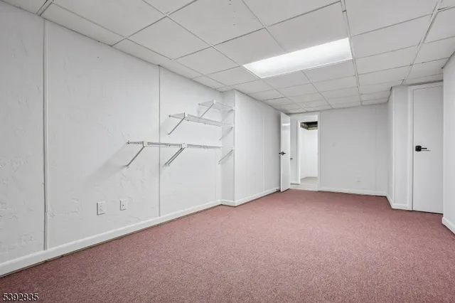 $3,100 | 13 Winding Brook Road, Hamburg, NJ 07419