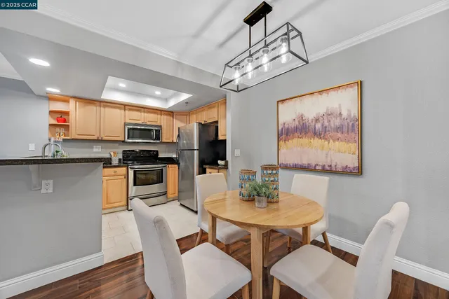 $409,000 | 2550 Oak Road, Unit 115, Walnut Creek, CA 94597