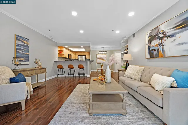 $409,000 | 2550 Oak Road, Unit 115, Walnut Creek, CA 94597