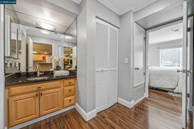 $409,000 | 2550 Oak Road, Unit 115, Walnut Creek, CA 94597