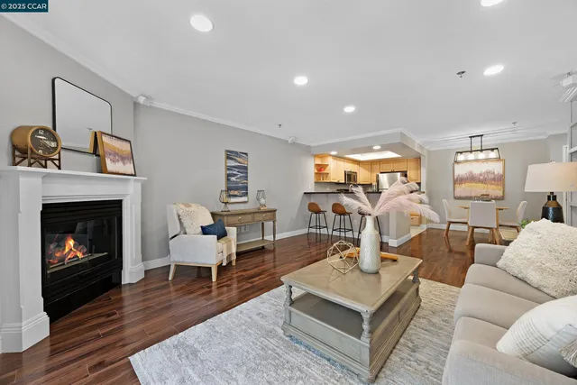 $409,000 | 2550 Oak Road, Unit 115, Walnut Creek, CA 94597