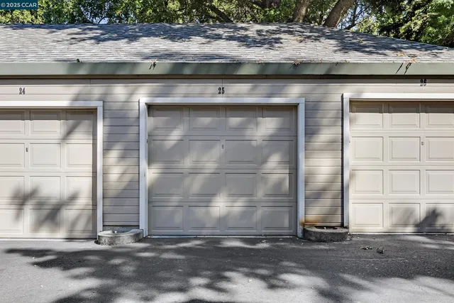 $409,000 | 2550 Oak Road, Unit 115, Walnut Creek, CA 94597