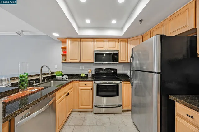 $409,000 | 2550 Oak Road, Unit 115, Walnut Creek, CA 94597