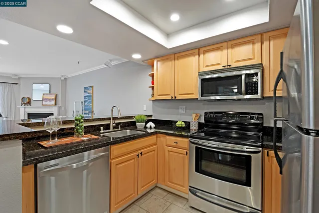 $409,000 | 2550 Oak Road, Unit 115, Walnut Creek, CA 94597