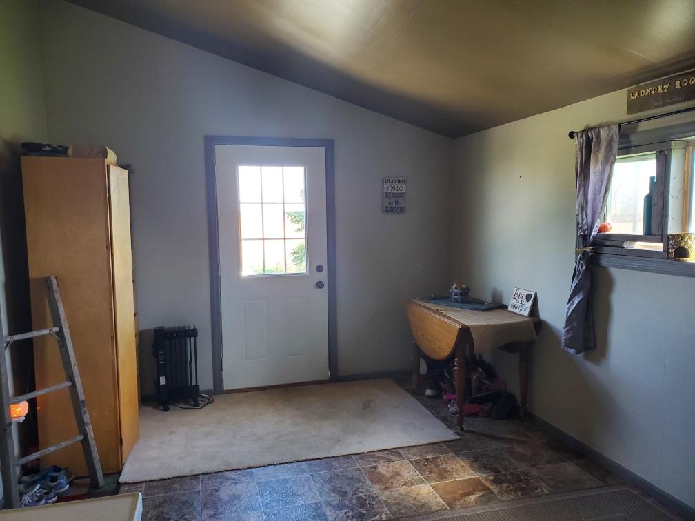 548 West Hayes Road Ithaca, MI 48847 - Photo 5 of 25 74F05C0F-394B-4D9B-AA92-9883CB2388F1