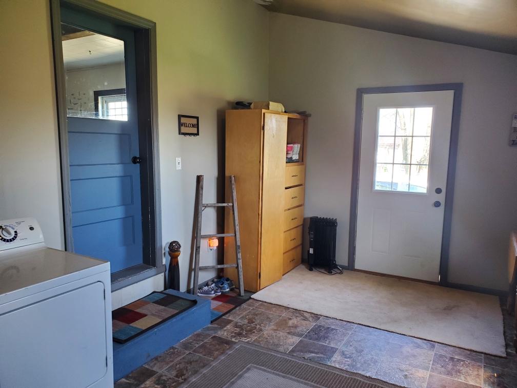 548 West Hayes Road Ithaca, MI 48847 - Photo 6 of 25 F852BA92-AEBD-4FEE-BE6D-8C8C4FDA818B