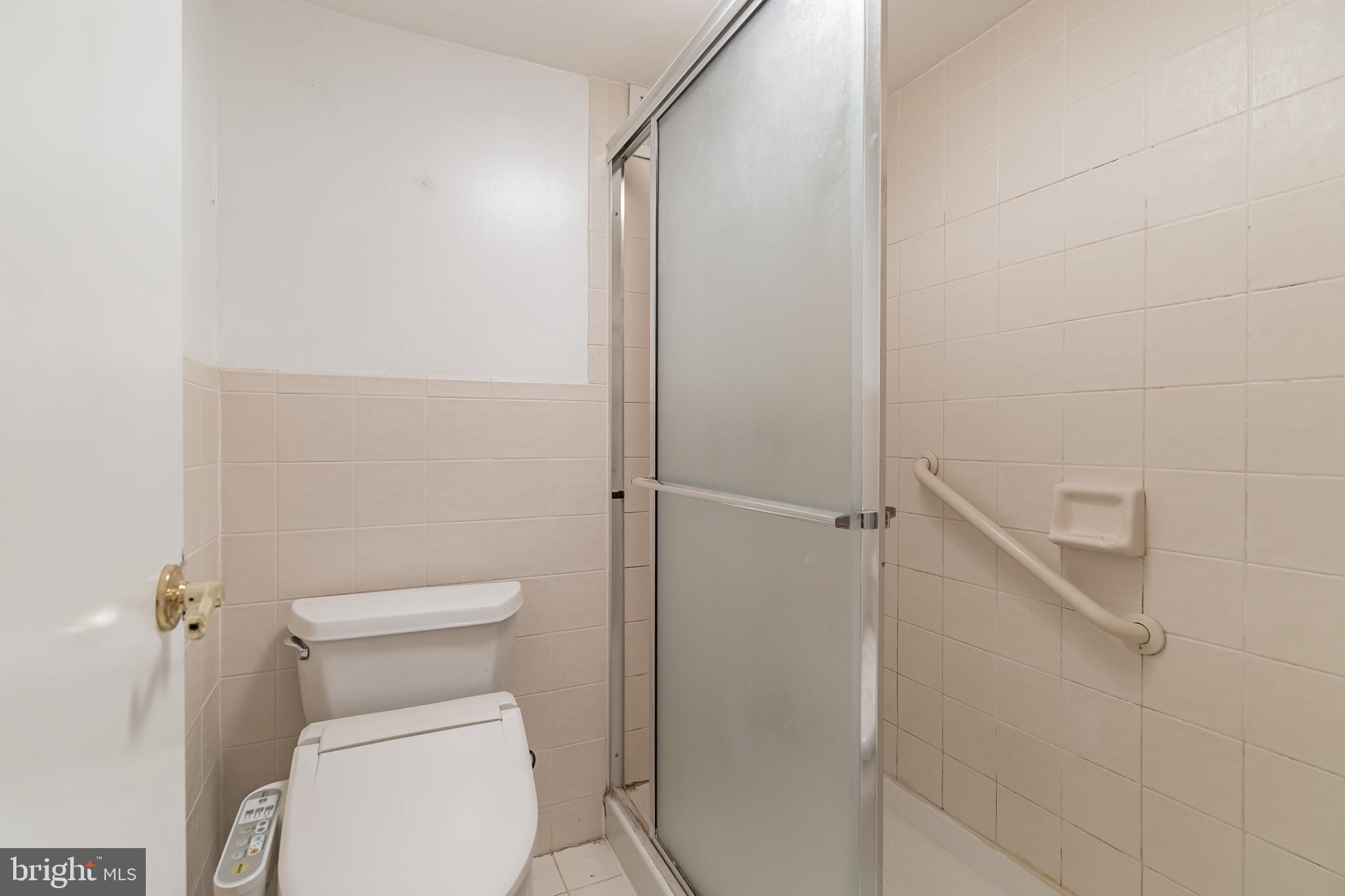 3900 West Ford Road, Unit 8O Philadelphia, PA 19131 - Photo 18 of 29