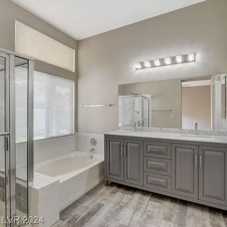 $2,500 | 5022 Vista Loma Way, North Las Vegas, NV 89031