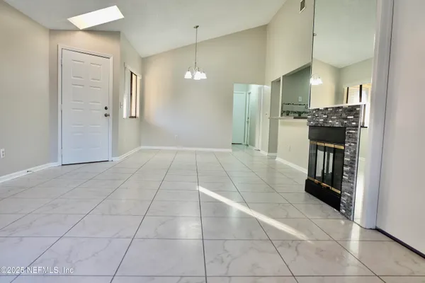 $1,700 | 9241 Arbolita Way, Jacksonville, FL 32256