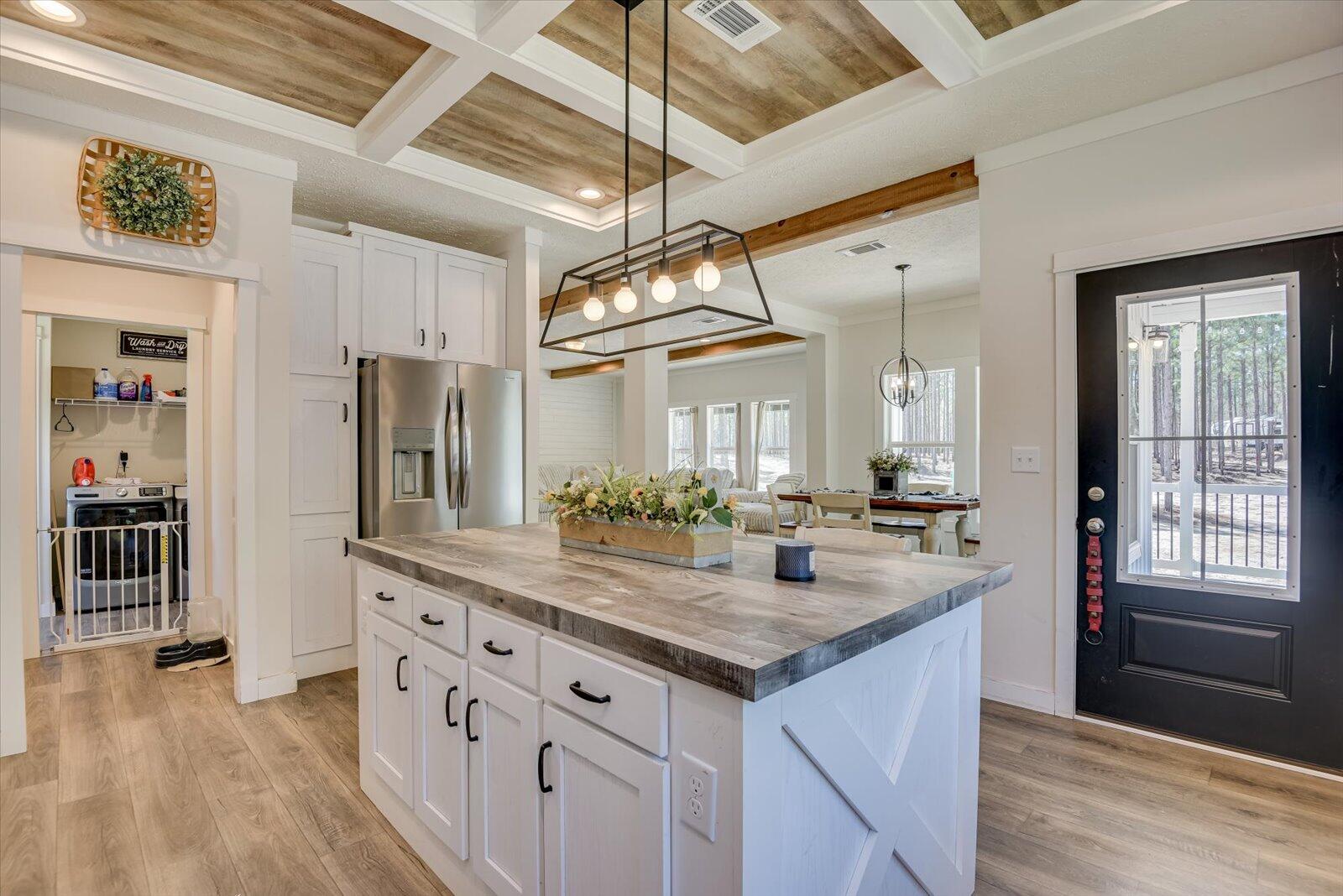 561 Pine Acres Road Windsor, SC 29856 - Photo 5 of 32
