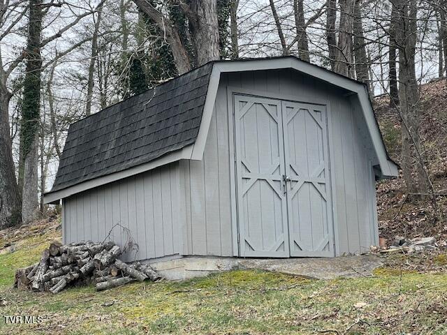 103 Martindale Road Bristol, TN 37620 - Photo 17 of 24 IMG_5718