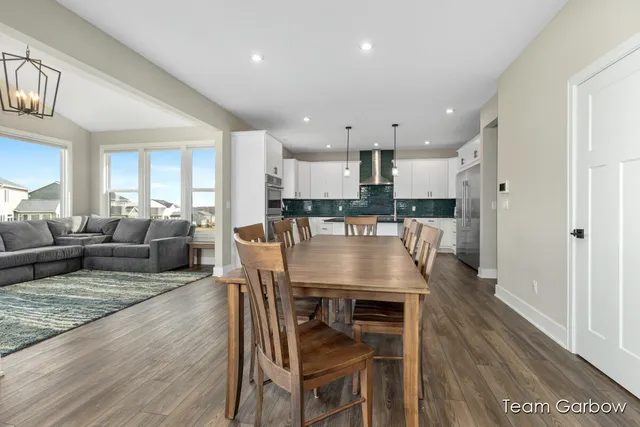 $679,900 | 1757 Julienne Court, Byron Center, MI 49315