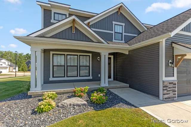 $679,900 | 1757 Julienne Court, Byron Center, MI 49315