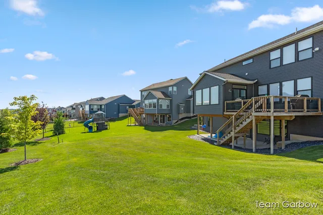 $679,900 | 1757 Julienne Court, Byron Center, MI 49315