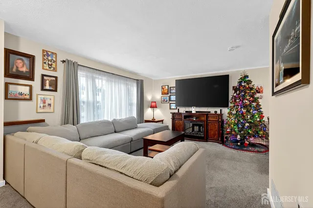 $599,000 | 26 Pinebrook Drive, Neptune, NJ 07753