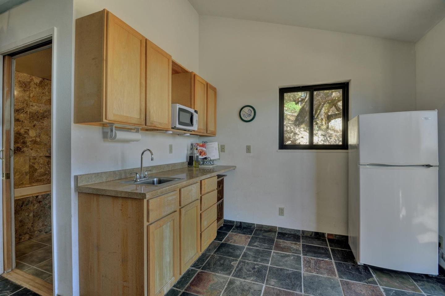 20061 Beatty Ridge Road Los Gatos, CA 95033 - Photo 22 of 25 Gallery Image 22