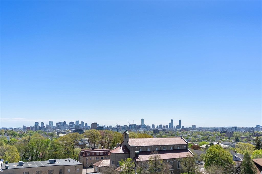 125 Lowell Street, Unit 402 Somerville, MA 02143 - Photo 22 of 34 a view of a city