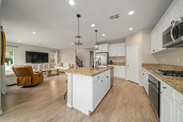 $879,000 | 35540 Asturian Way, Fallbrook, CA 92028