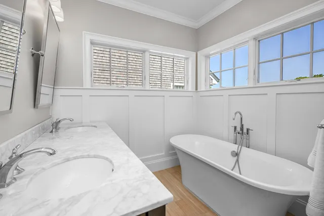 $1,200,000 | 780 Craigville Beach Road, Unit D2, Centerville, MA 02632