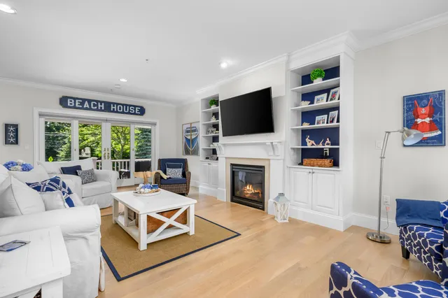 $1,200,000 | 780 Craigville Beach Road, Unit D2, Centerville, MA 02632