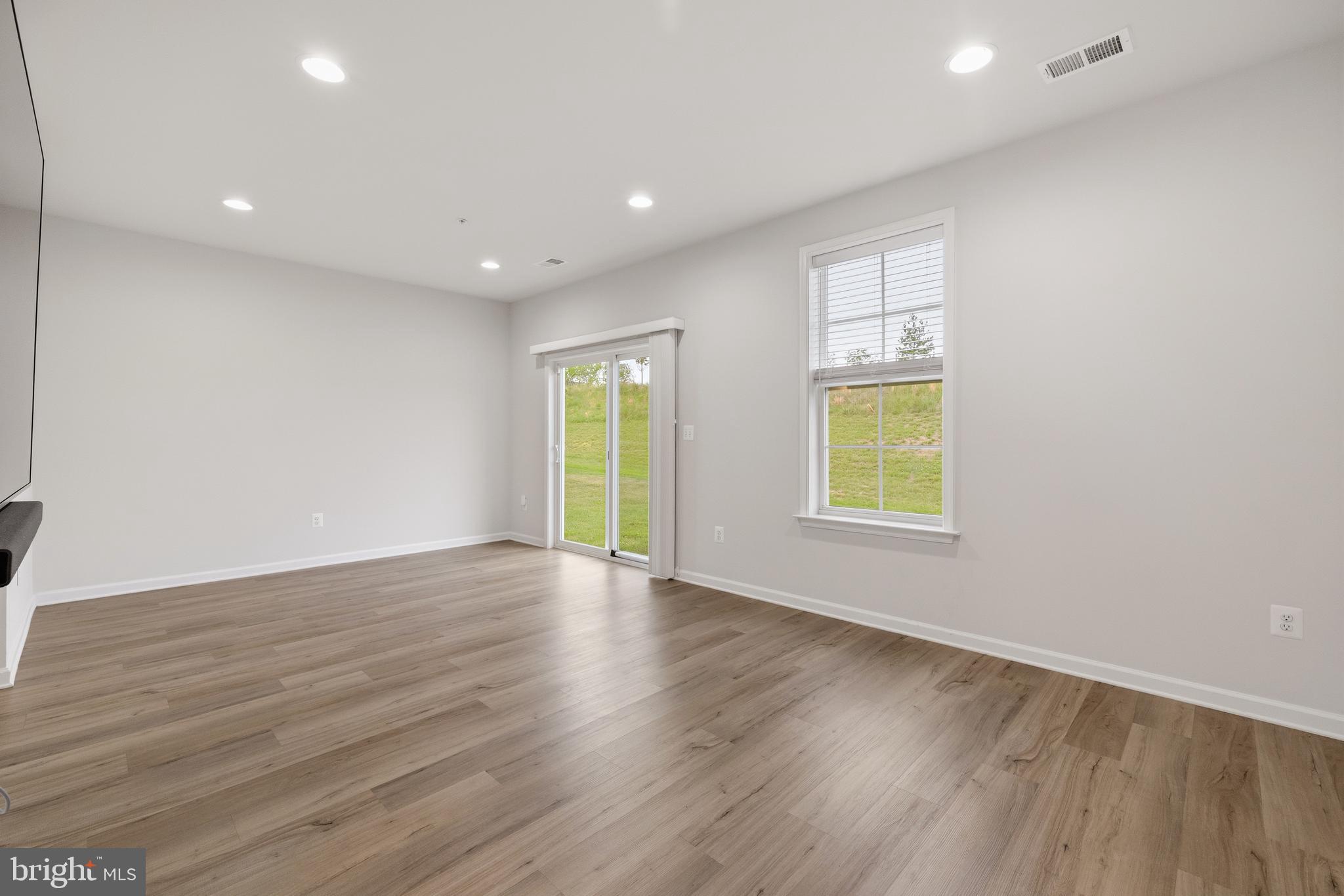 1076 Overlook Loop Laurel, MD 20707 - Photo 16 of 34 lower level