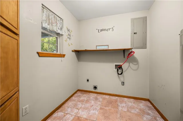 $300,000 | 105 Hilda Lane, Marksville, LA 71351