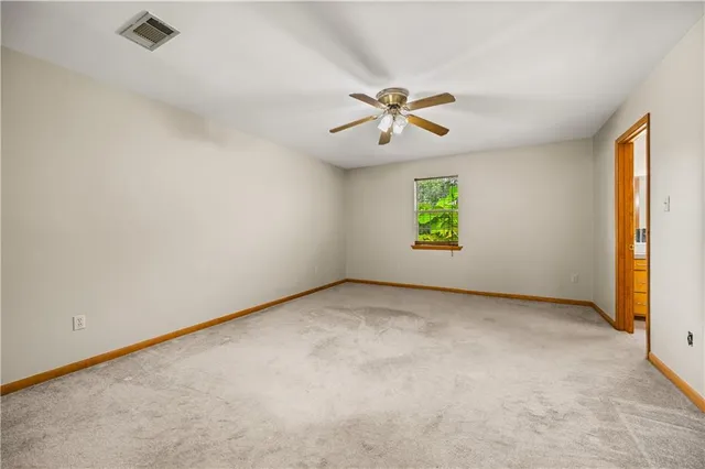 $300,000 | 105 Hilda Lane, Marksville, LA 71351