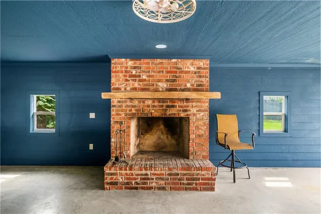 $300,000 | 105 Hilda Lane, Marksville, LA 71351