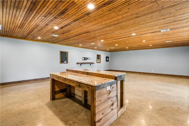 $300,000 | 105 Hilda Lane, Marksville, LA 71351