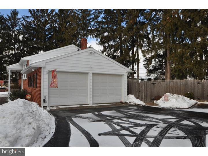 3015 Fischer Road Easton, PA 18045 - Photo 3 of 24 Gallery Image 3